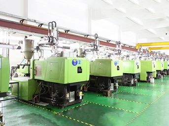 プラスチック射出成形ワークショップ