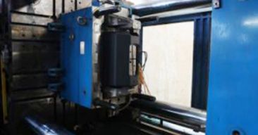 プラスチック射出成形